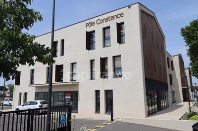 Bureau - 77 m² - 1 pièce