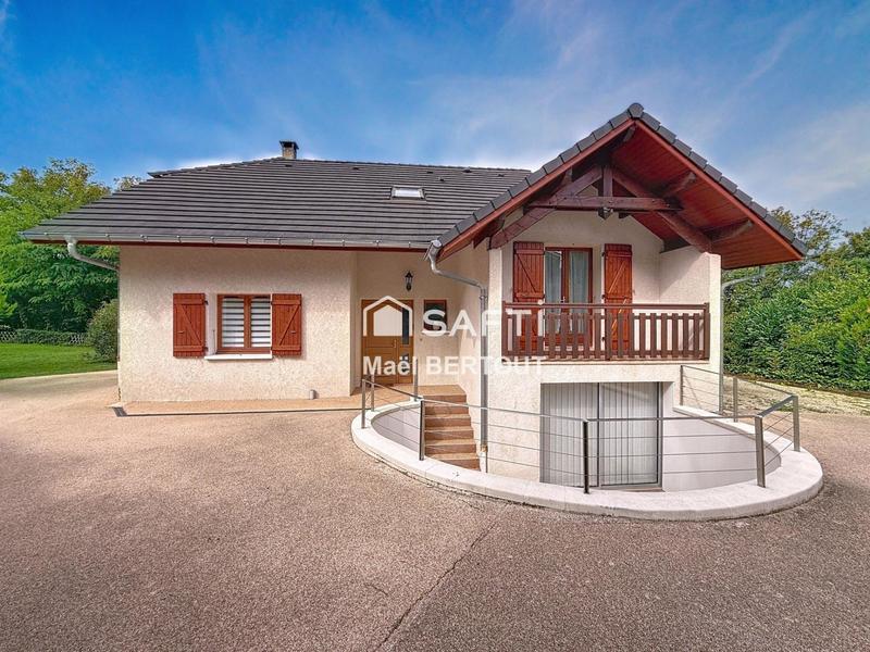 Maison - 136 m² - 6 pièces