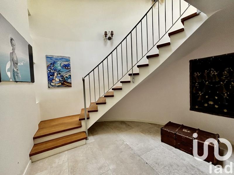 Maison - 194 m² - 6 pièces