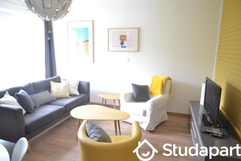 Chambre - 11 m² - 1 pièce