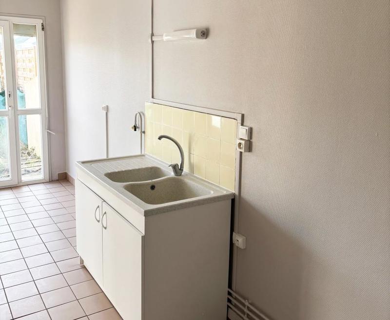 Maison - 93 m² - 5 pièces