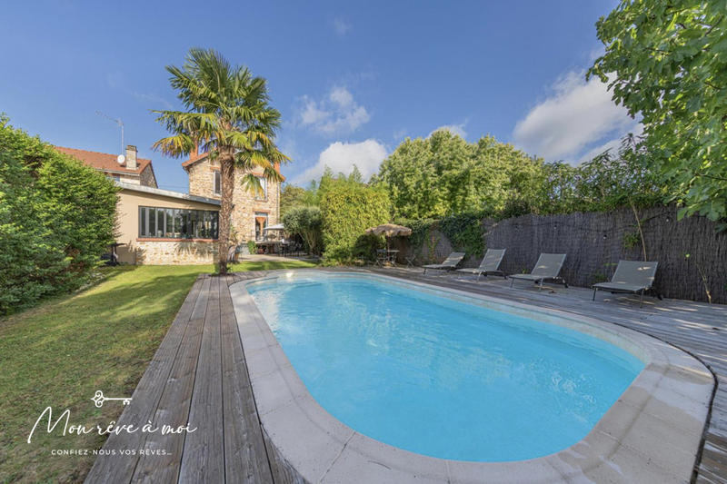 Maison - 145 m² - 6 pièces