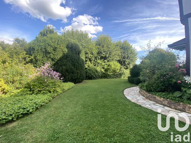 Maison - 220 m² - 8 pièces