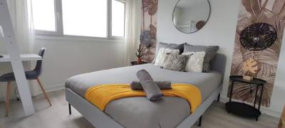 Appartement - 76 m² - 5 pièces