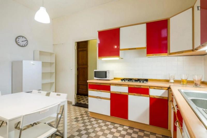 Chambre - 18 m² - 6 pièces