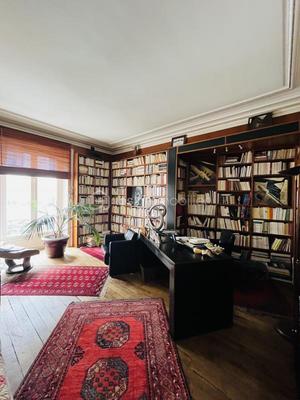 Appartement - 168 m² - 7 pièces