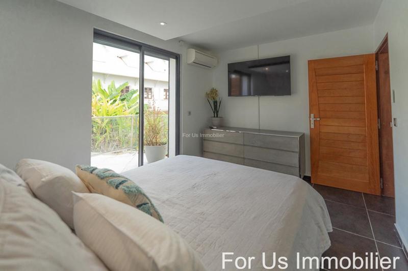 Villa - 271 m² - 8 pièces