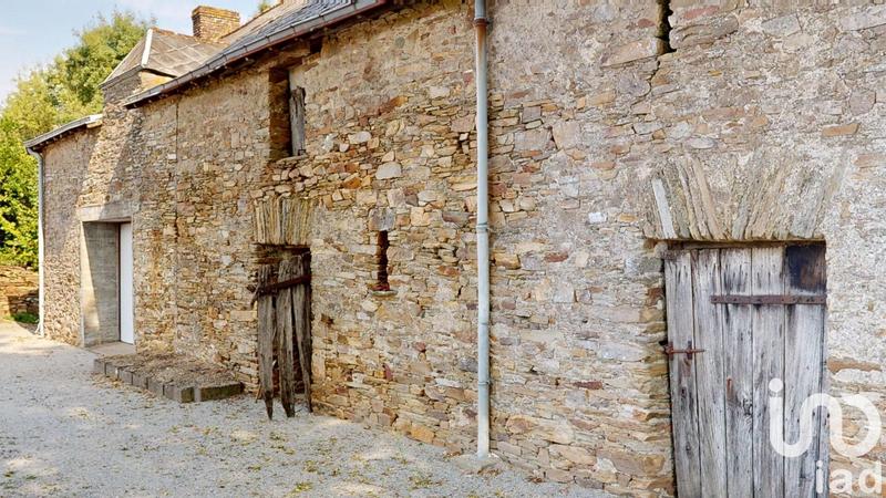 Maison - 300 m² - 12 pièces