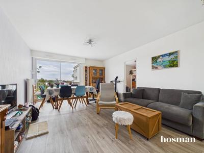 Appartement - 83 m² - 4 pièces