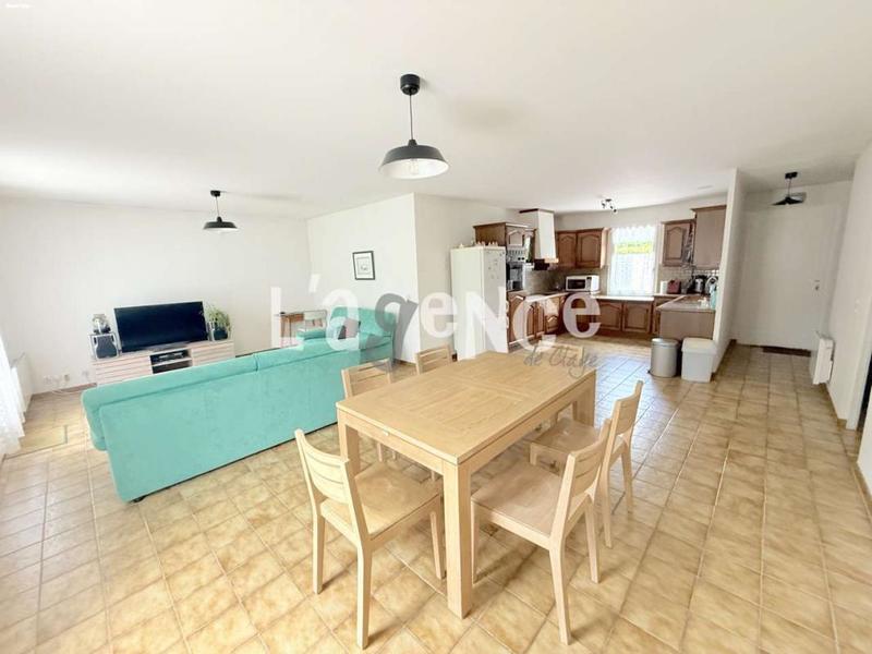 Pavillon - 90 m² - 5 pièces