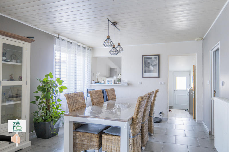 Maison - 422 m² - 24 pièces