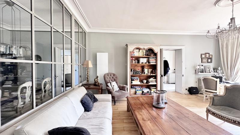 Maison bourgeoise - 330 m² - 9 pièces