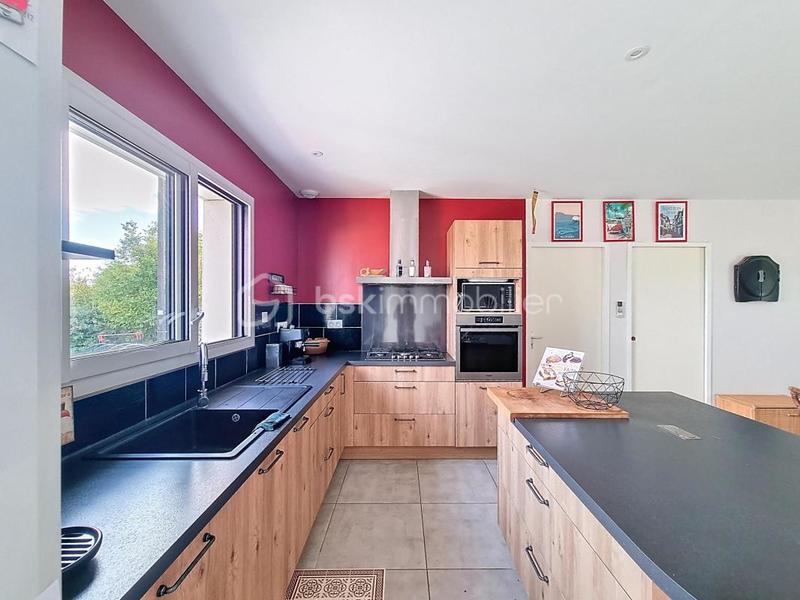 Maison - 150 m² - 7 pièces