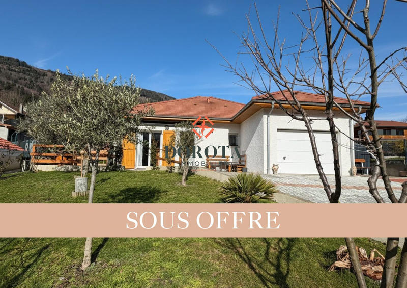 Maison - 90 m² - 4 pièces