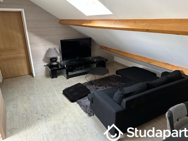 Chambre - 12 m² - 1 pièce