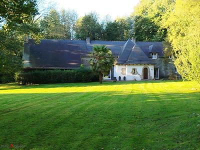 Maison - 200 m² - 6 pièces