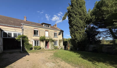 Maison - 192 m² - 10 pièces