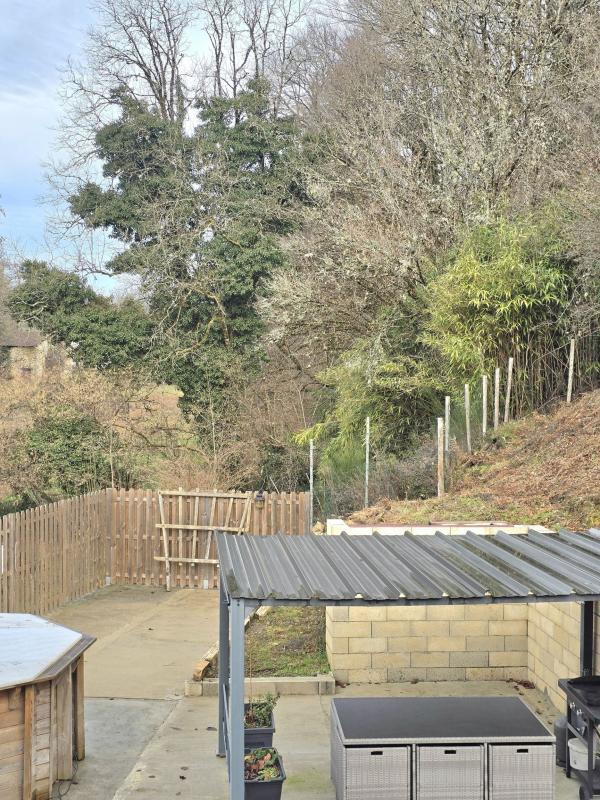 Pavillon - 128 m² - 5 pièces