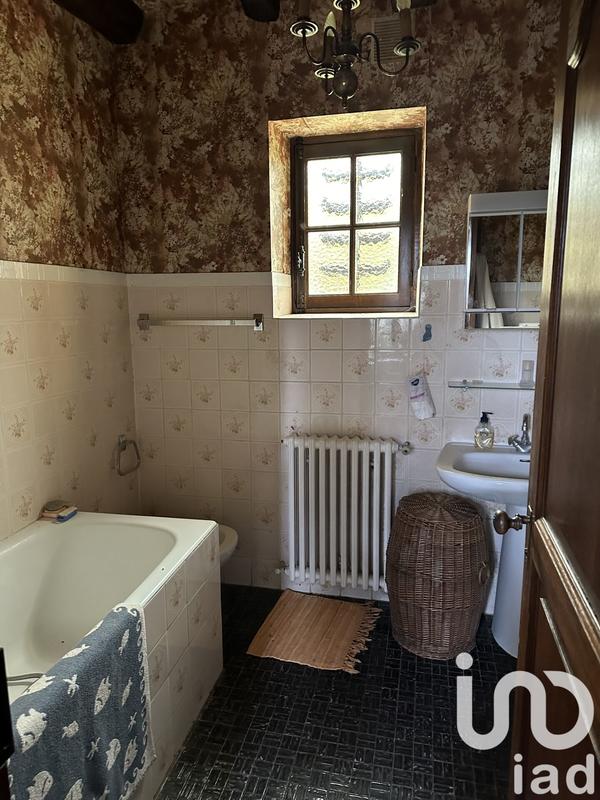 Maison - 130 m² - 7 pièces