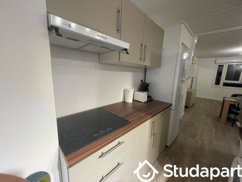 Chambre - 11 m² - 1 pièce