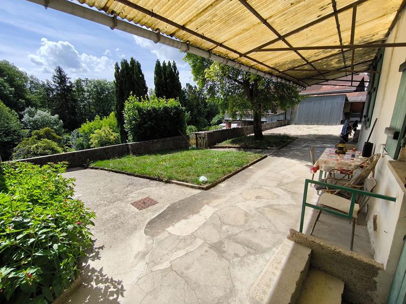 Maison - 89 m² - 5 pièces