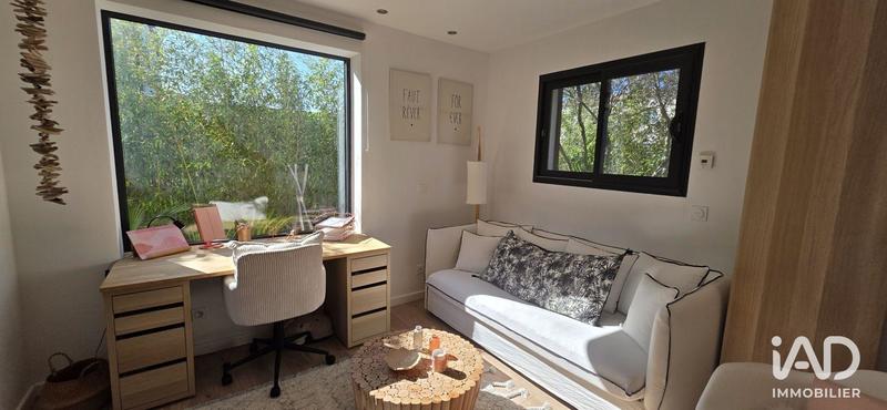 Maison - 180 m² - 5 pièces