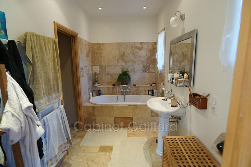 Villa - 182 m² - 5 pièces