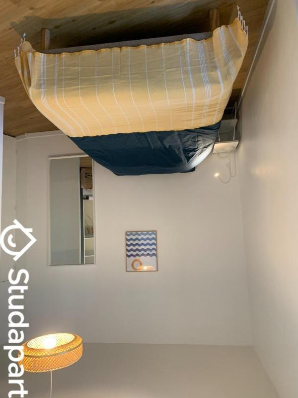 Chambre - 13 m² - 1 pièce