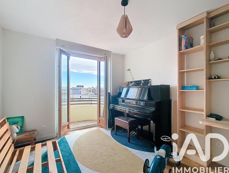 Appartement - 75 m² - 4 pièces