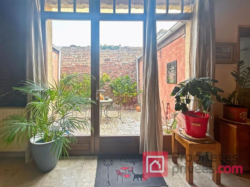 Maison - 130 m² - 1 pièce