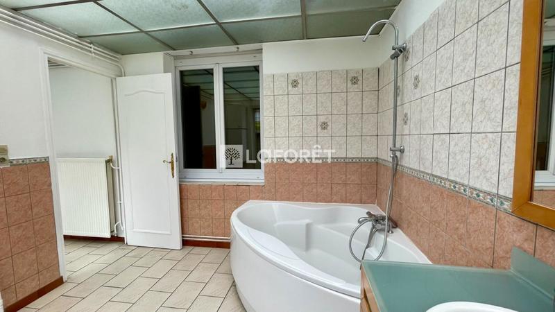 Maison - 105 m² - 5 pièces