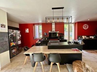 Maison - 153 m² - 6 pièces