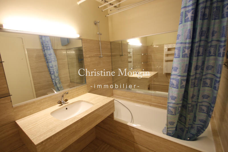 Appartement - 63 m² - 2 pièces