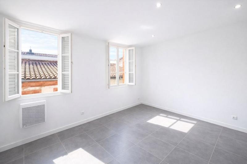 Studio - 15 m² - 2 pièces