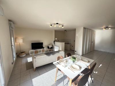Appartement - 81 m² - 5 pièces