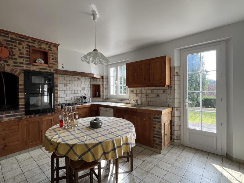 Maison - 233 m² - 7 pièces