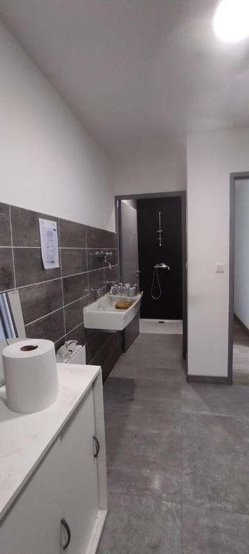 Local d'activité / Entrepôt - 288 m²