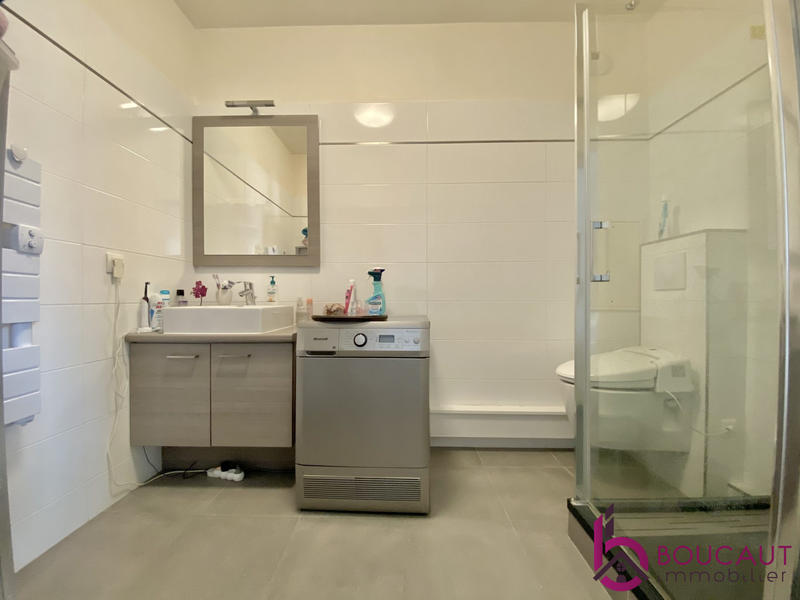 Appartement - 102 m² - 5 pièces