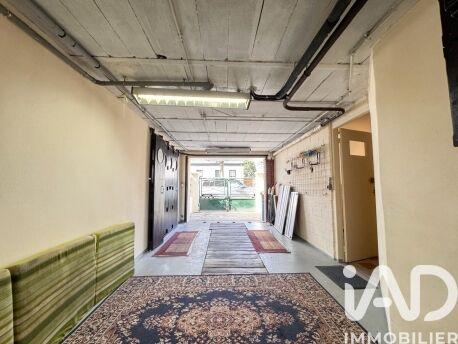 Maison - 99 m² - 5 pièces