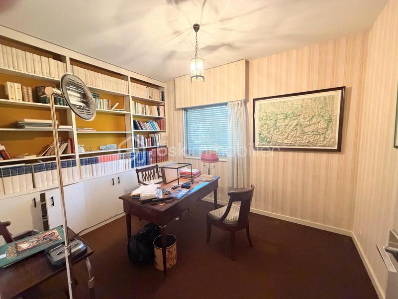 Maison d'architecte - 320 m² - 10 pièces