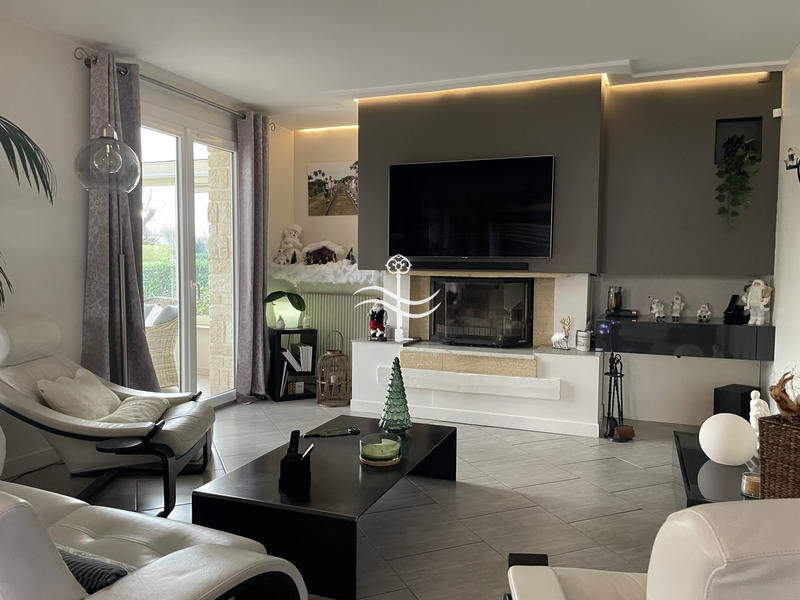 Maison - 165 m² - 7 pièces