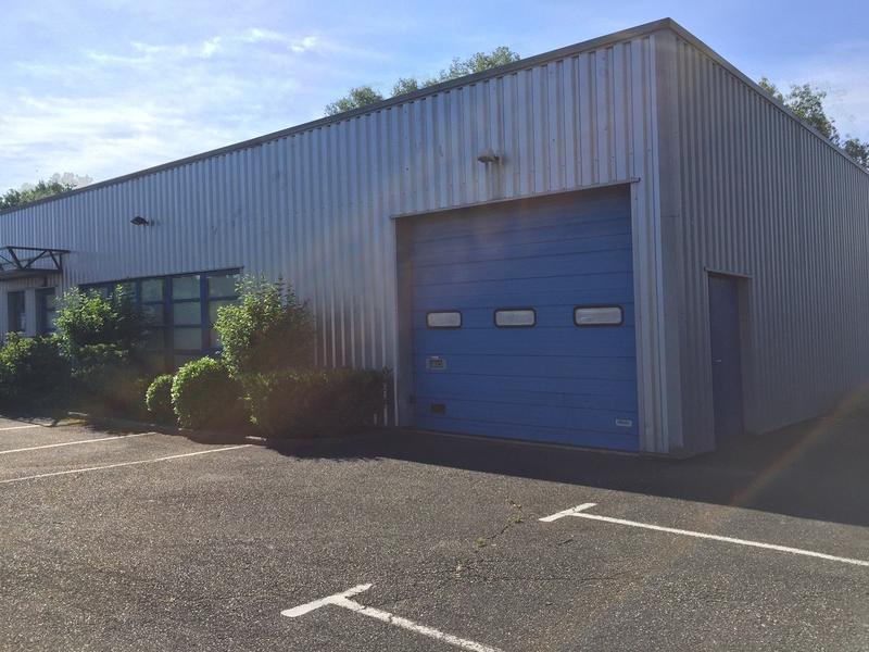 Local d'activités - 519 m²