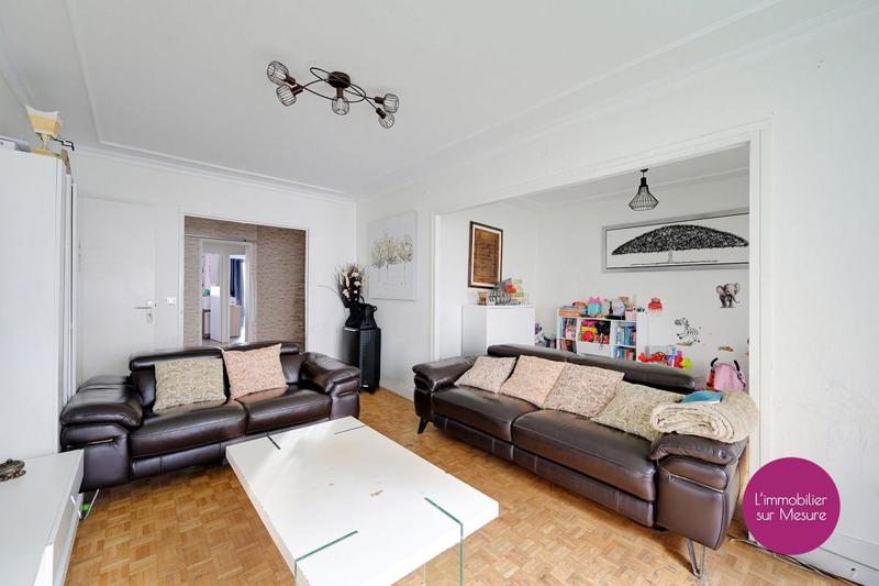 Appartement - 80 m² - 4 pièces