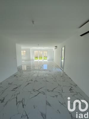 Maison - 155 m² - 6 pièces