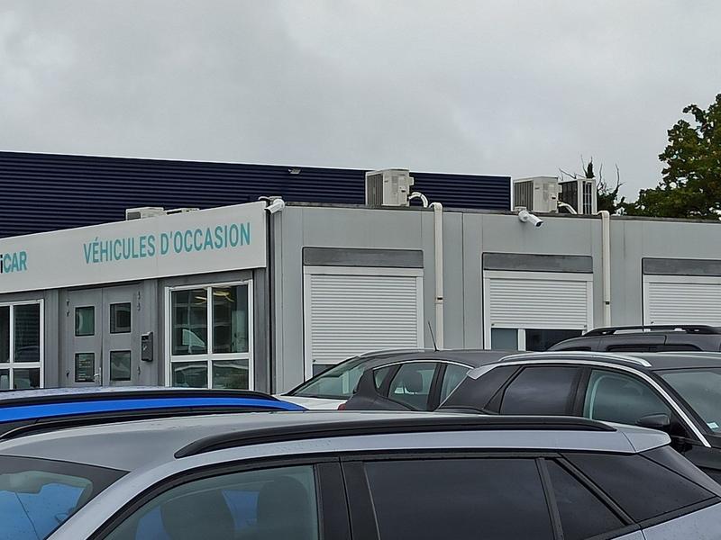 Local commercial - 4 390 m²