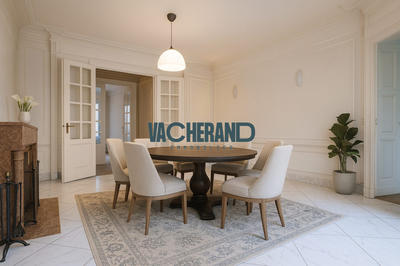 Appartement - 136 m² - 7 pièces