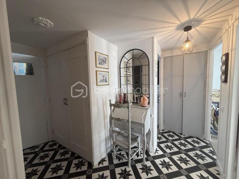 Appartement - 85 m² - 4 pièces