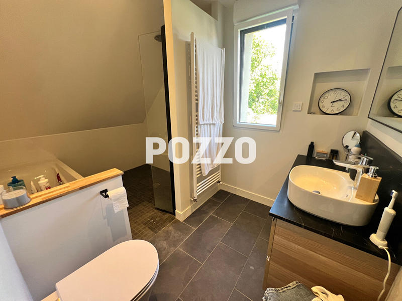 Maison - 150 m² - 6 pièces