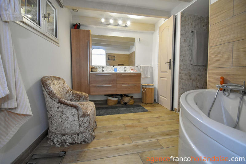 Gîte - 406 m² - 14 pièces