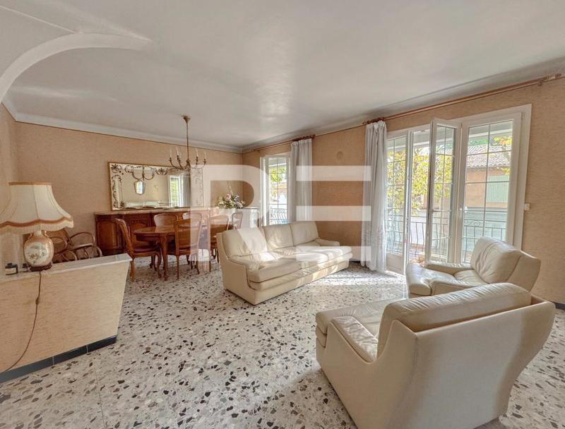 Maison - 138 m² - 5 pièces